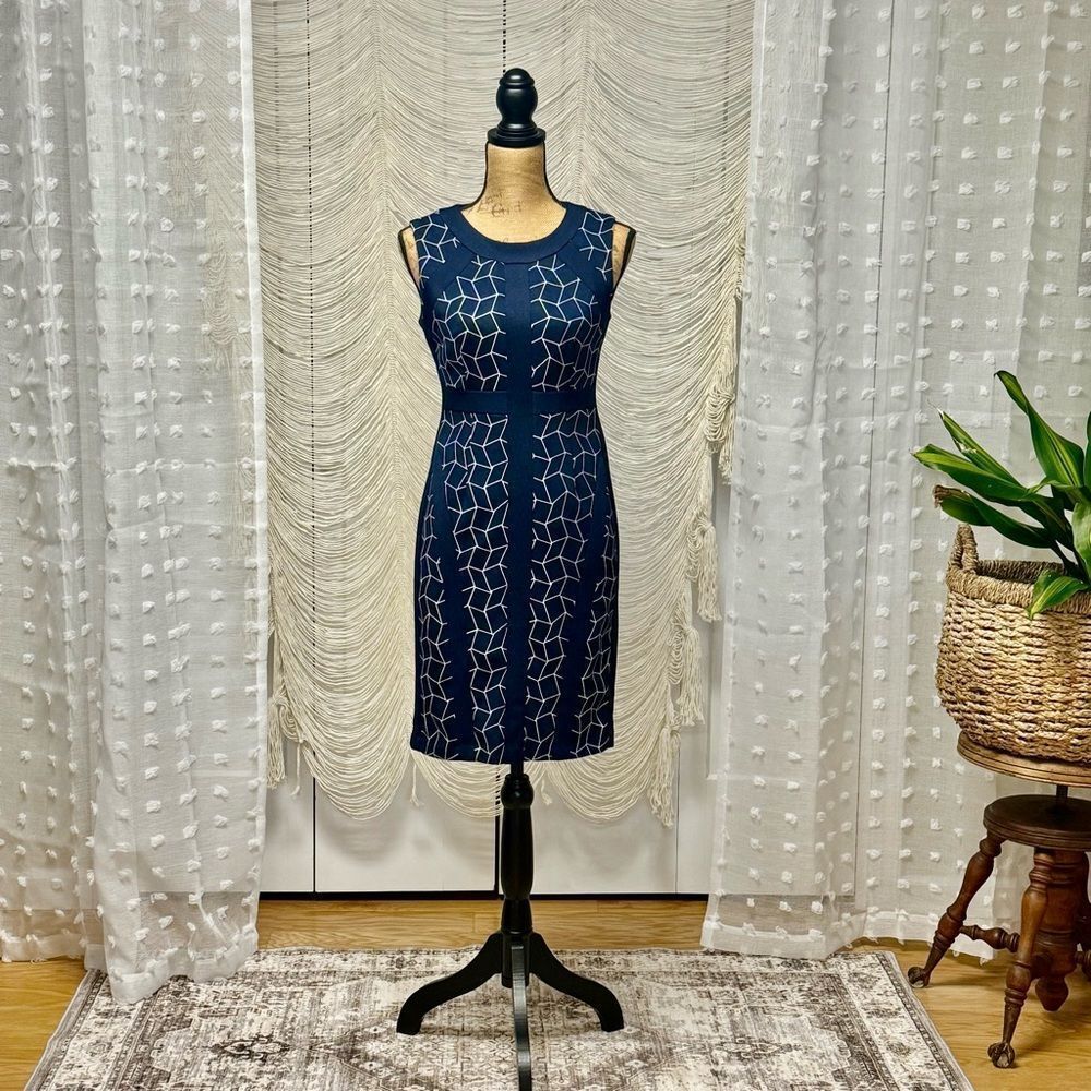 Donna Morgan Navy Geometric Print Sheath Dress – Size 2P Petite